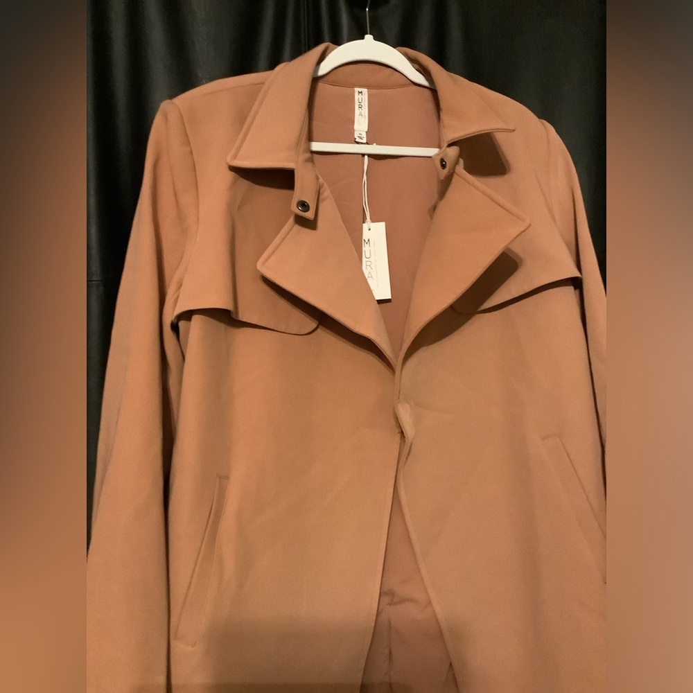 Mural Camel Trench Coat - Picture 5 of 8